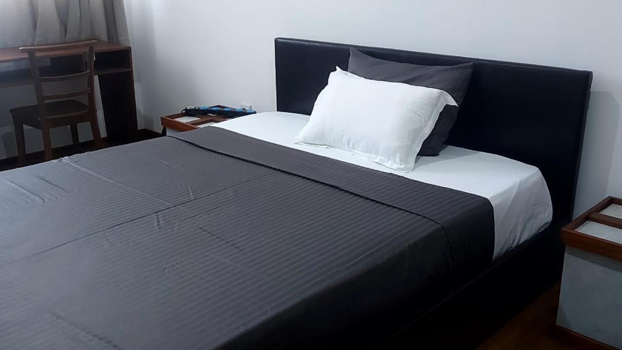 Hotel Jays Guest - Rajagiriya Colombo Esterno foto