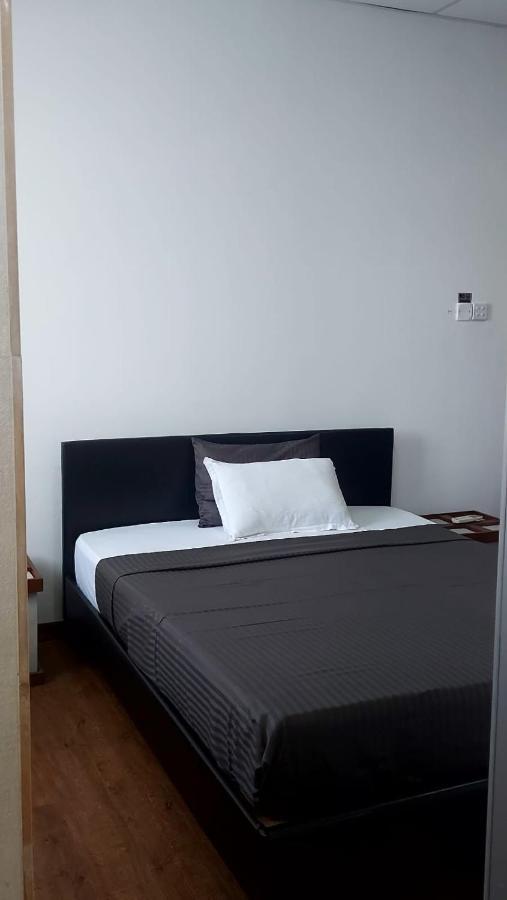 Hotel Jays Guest - Rajagiriya Colombo Esterno foto