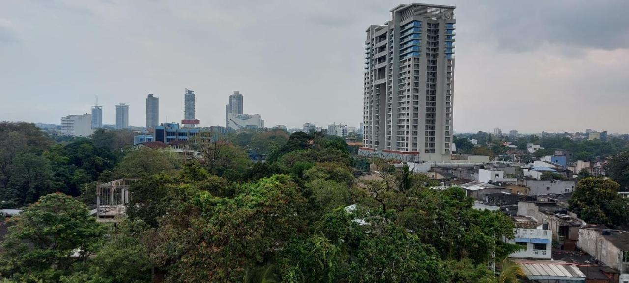 Hotel Jays Guest - Rajagiriya Colombo Esterno foto