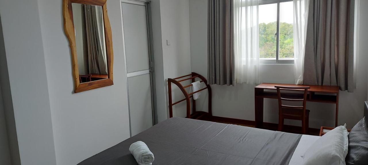 Hotel Jays Guest - Rajagiriya Colombo Esterno foto